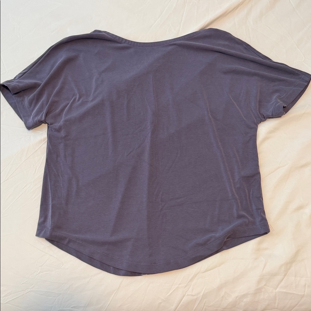Women's Lululemon Drapey Softstreme Boatneck Short Sleeve Purple Top Size Small